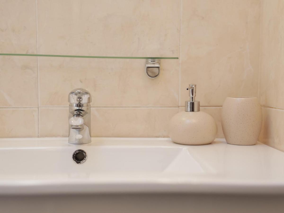 OPORTO GUEST Isac Garden w/ Parking Apartment Vila Nova de Gaia Bagian luar foto